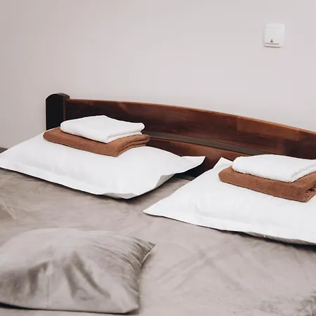 Viza & Hotel 3*